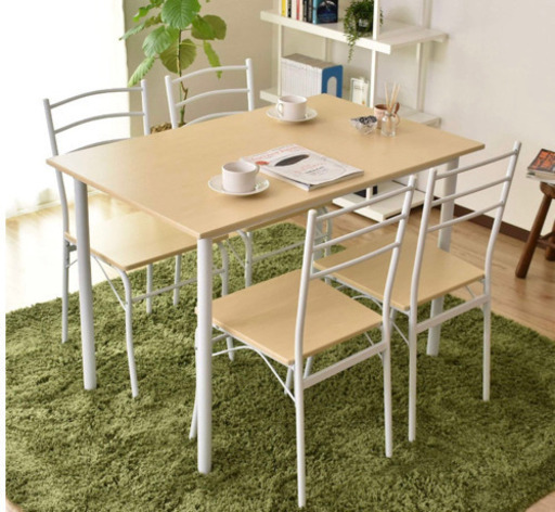 Dorisダイニングテーブル組立て