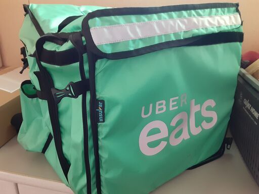 Uber Eats バッグ　緑　グリーン　ウーバーイーツ 配達　宅配 保冷保温バッグ　中古　引き取り若しくは送料着払い