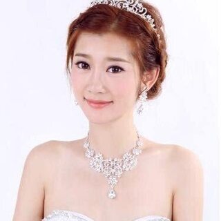 【新品】【3点セット】ティアラ ジュエリー ネックレス ピアス ウェディング 小物 結婚式 パーティ (ピアス)の画像