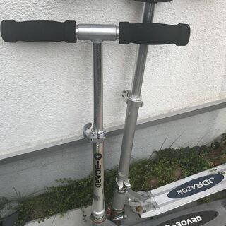キックボード 竹馬 ホッピング　遊具の画像