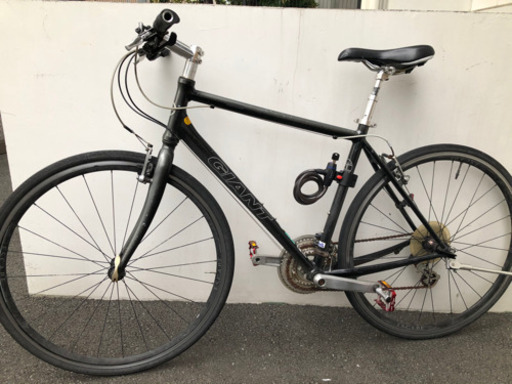 【値引き】GIANT(ジャイアント) ESCAPE R3 Mサイズ(500) black 鍵付き