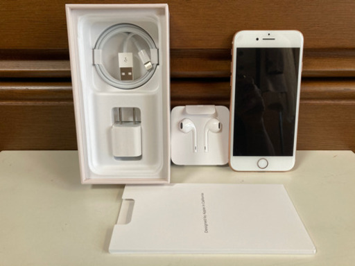 【美品】iPhone 8 Gold 64GB SIMフリー  ②