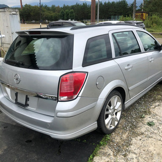 一味違う車‼️オペル　アストラ。の画像
