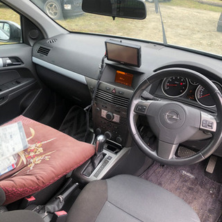 一味違う車‼️オペル　アストラ。の画像
