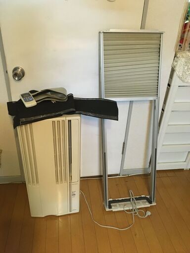 コロナ　窓用エアコン　冷房のみ