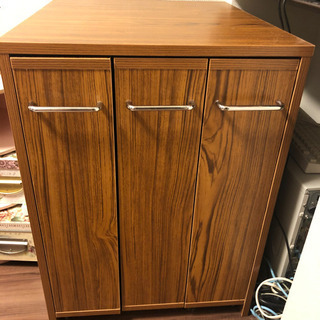 本棚 DVDラック 3列引き出し式の画像