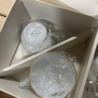HOYA ティーセット　チャイナボーン　花柄の画像