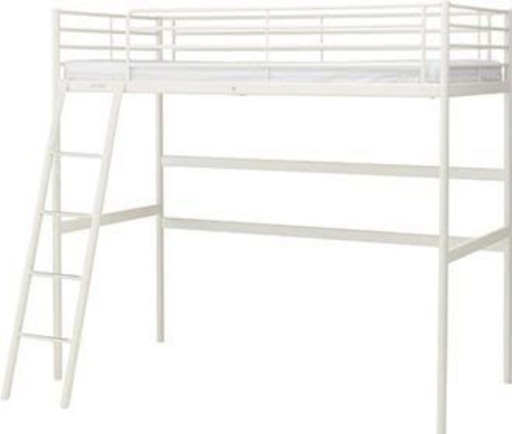 IKEAのSVARTAロフトベットフレーム（白）