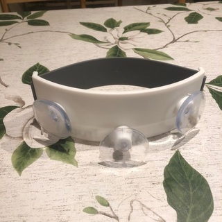 三角コーナーのゴミ箱の画像