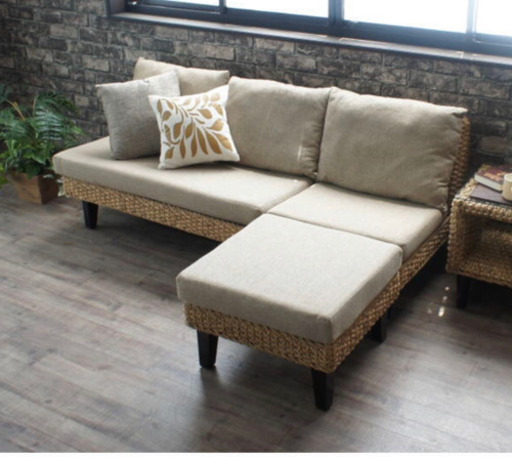 リビングソファー　2人掛け×1人掛け×スツールセット