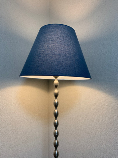 IKEA フロア照明
