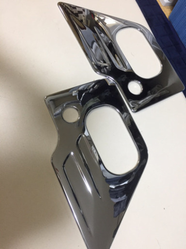 いすず　エルフ　メッキドアグリップガーニッシュ