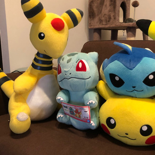 新品ポケモン ぬいぐるみ 1個600円　ミニ350円の画像