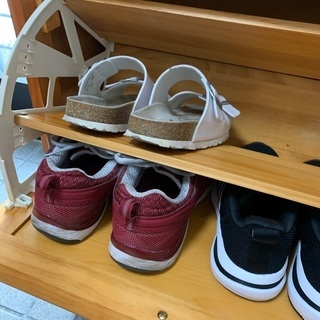 玄関　靴 シューズボックスの画像