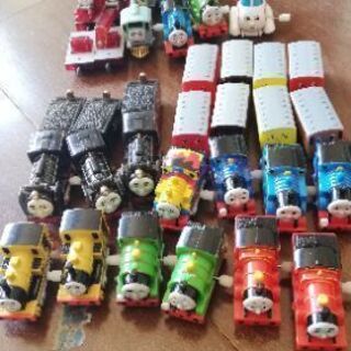 再値下げ　大量　カプセルプラレールトーマス