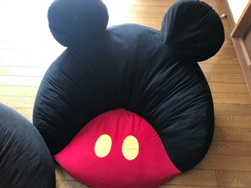 ディズニーのクッション　2脚セット★まぁまぁ綺麗