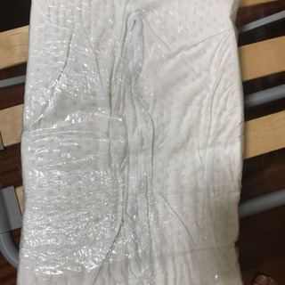 男女別用枕新品100％天然素材高反発ラテックスの画像