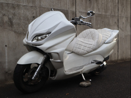 HONDA・フォルツァZ・多数カスタム車両・オールホワイト・全国陸送手配可能〜