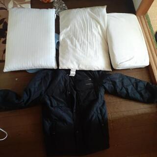 枕３つとジャケット