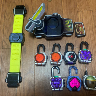仮面ライダーガイム　変身ベルト&ロックシードセット