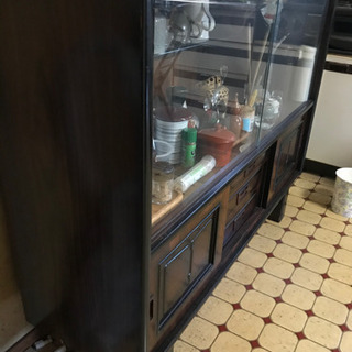 【期間限定無料】トラディショナルなキャビネットの画像