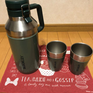 展示品 STANLEY グロウラー 1.9L スクーナー付(34...