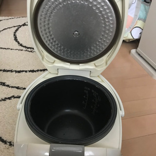 炊飯器の画像