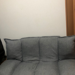 ニトリ　2人用床置ソファ　無料の画像