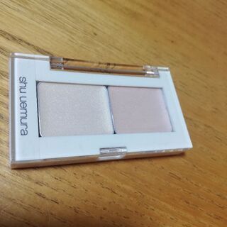 【shu uemura】カスタムケース&アイカラー2色