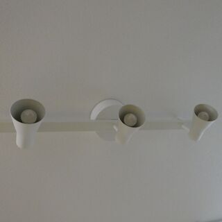 無印良品のLEDスポットライトセット 3灯タイプ ホワイトの画像