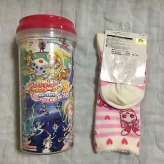 ❤️2点セット✋靴下新品❤️プリキュアし オールスターズ   ドリンク　タンブラー　靴下♦️の画像