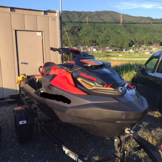 seadoo  rxtx300 2019モデル　赤黒