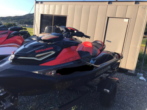 seadoo  rxtx300 2019モデル　赤黒