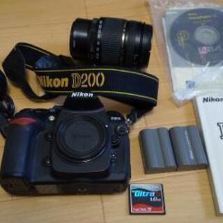 D200 Nikon 一眼レフ 美品 28-300mm レンズ付き