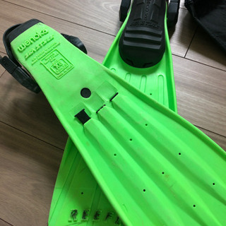 ダイビング用フィンとブーツ他の画像