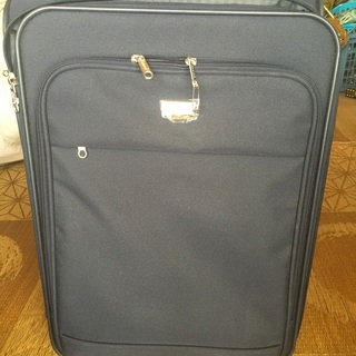 🧳 旅行カバンの画像