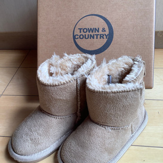美品　15cm ブーツ　town&country  ベージュ