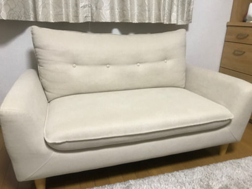 ベージュ ソファ②
