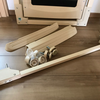 《コンビ》ハンズフリーゲート(拡張フレーム1本付き)の画像