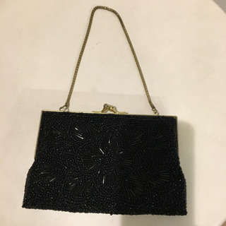ビーズ　バッグ　黒