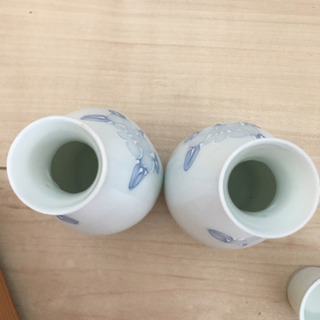 一珍山茶花　有田焼　酒器の画像