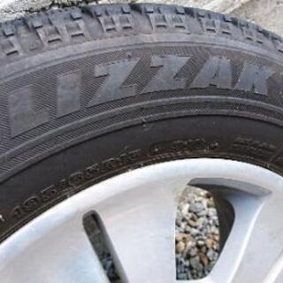 ブリヂストン VRX スタッドレス の画像