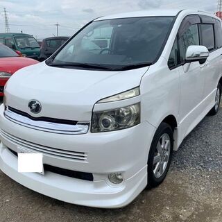 ヴォクシー ZS 4WD 車検R4年10月 8人乗り