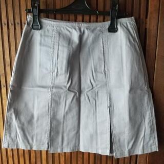 膝丈、膝上丈スカート4着セットの画像