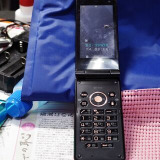 中古美品　３Ｇケータイ　ＳＨ-11Ｃ　黒
