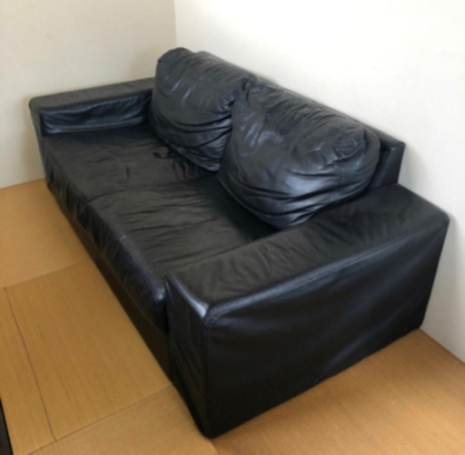 三人掛けソファ　本革