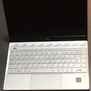 [商談中]HPノートパソコンHP Pavilion13モダンゴールド13.3インチ フルHDディスプレイ Core i5 8GB256GBSSD Windows Hello対応の画像