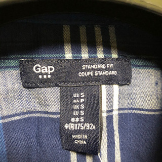 GAP   シャツの画像