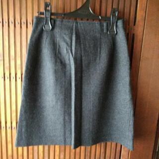 冬用の黒のスカート2着セットの画像