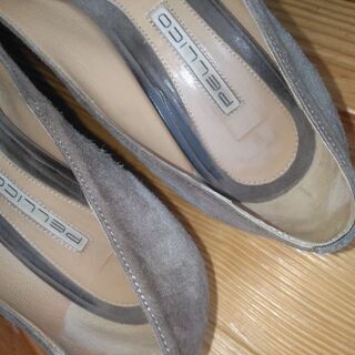 PELLICO  ベージュパンプス　中古品の画像